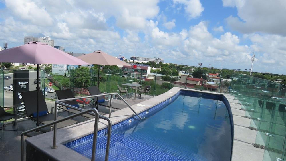 Hilton Garden Inn Merida Mérida Exterior foto